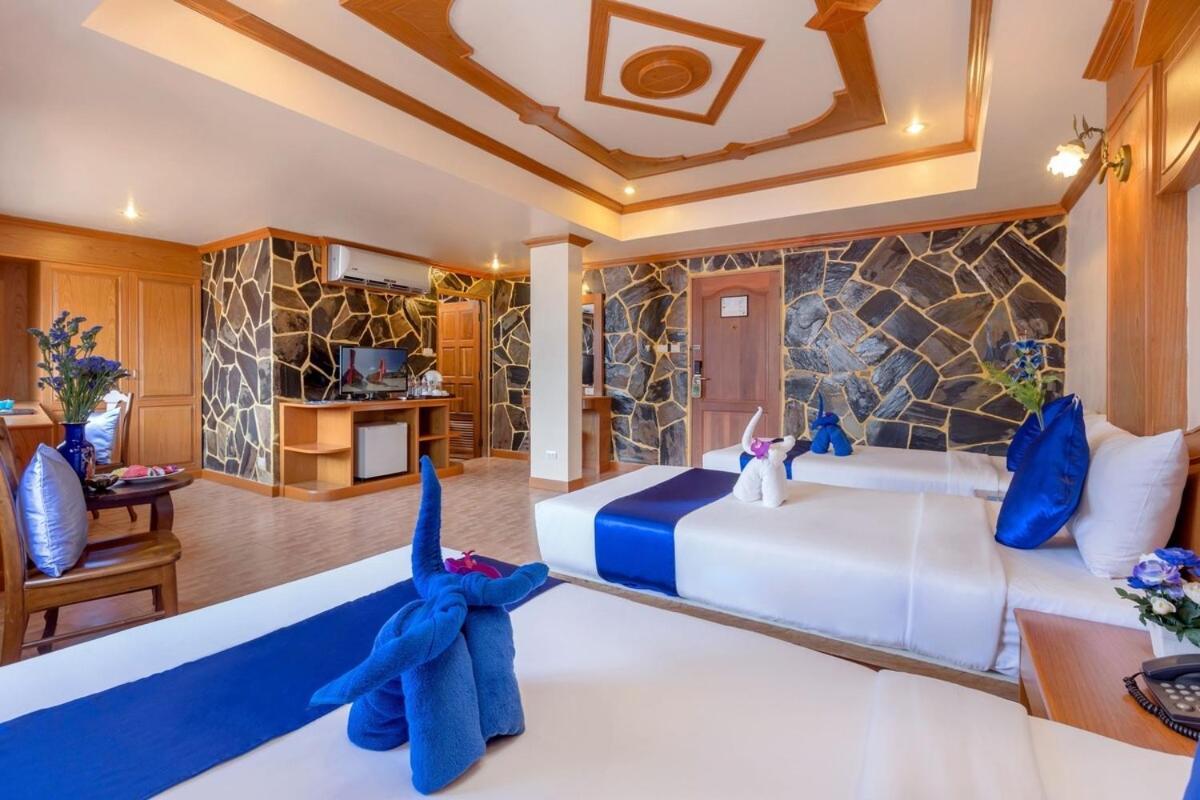 Tiger Complex By Eyg Hotel Patong Екстериор снимка